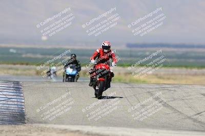 media/May-25-2025-Lets Ride (Sun) [[0ff033e448]]/C Group/1140am (Grapevine)/